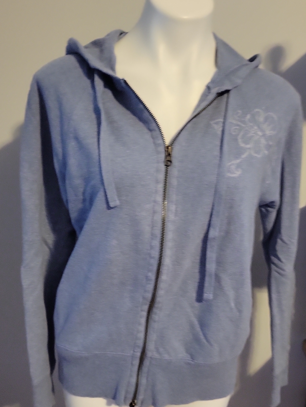 Caribbean Joe Powder Blue Zip-Up Hoodie with Flower On Front...size Large